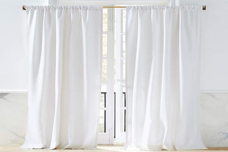 Find A Quick Way to Silk Curtains